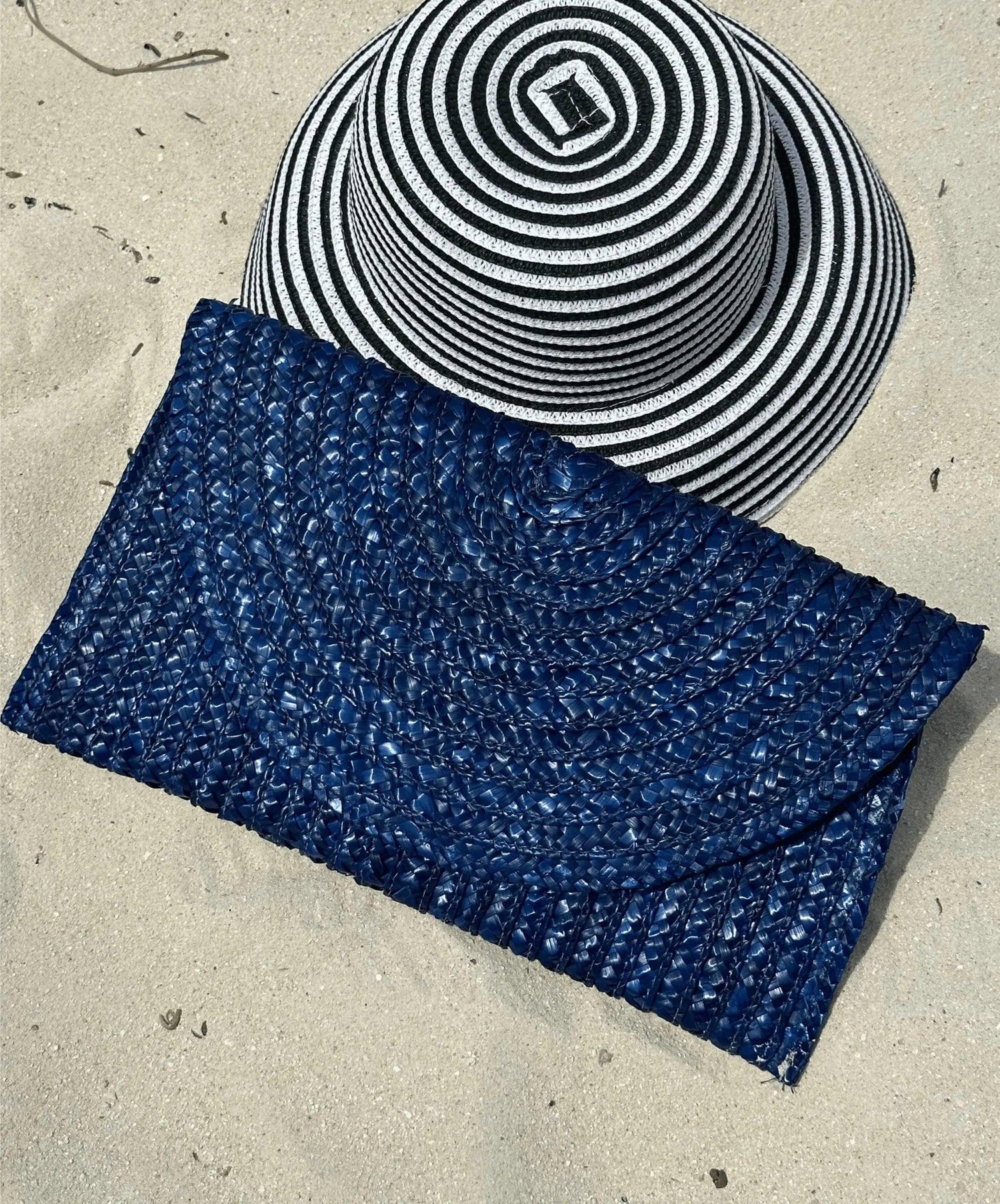 Large Rattan Straw Clutch